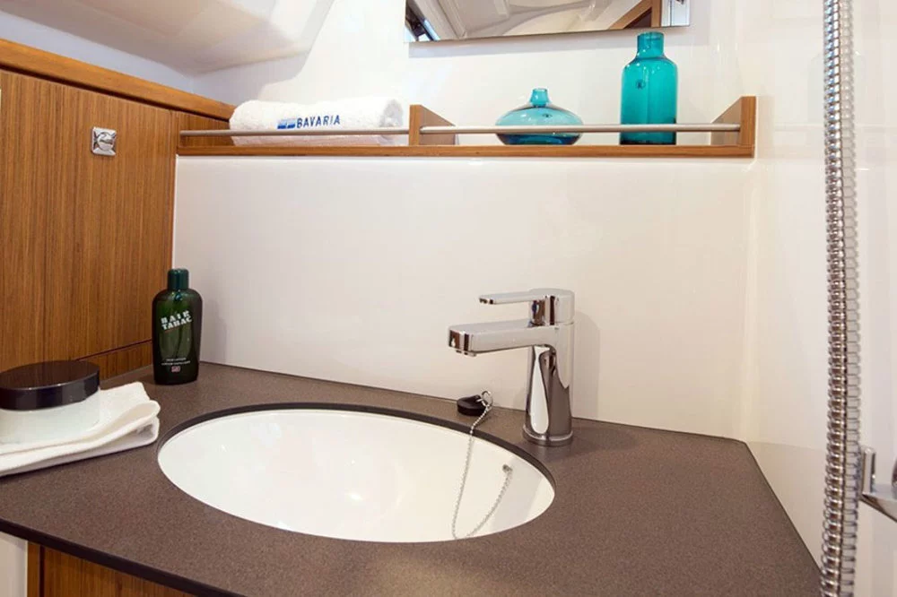 Bavaria Cruiser 37 - 3 cab. (Alena)  - 10