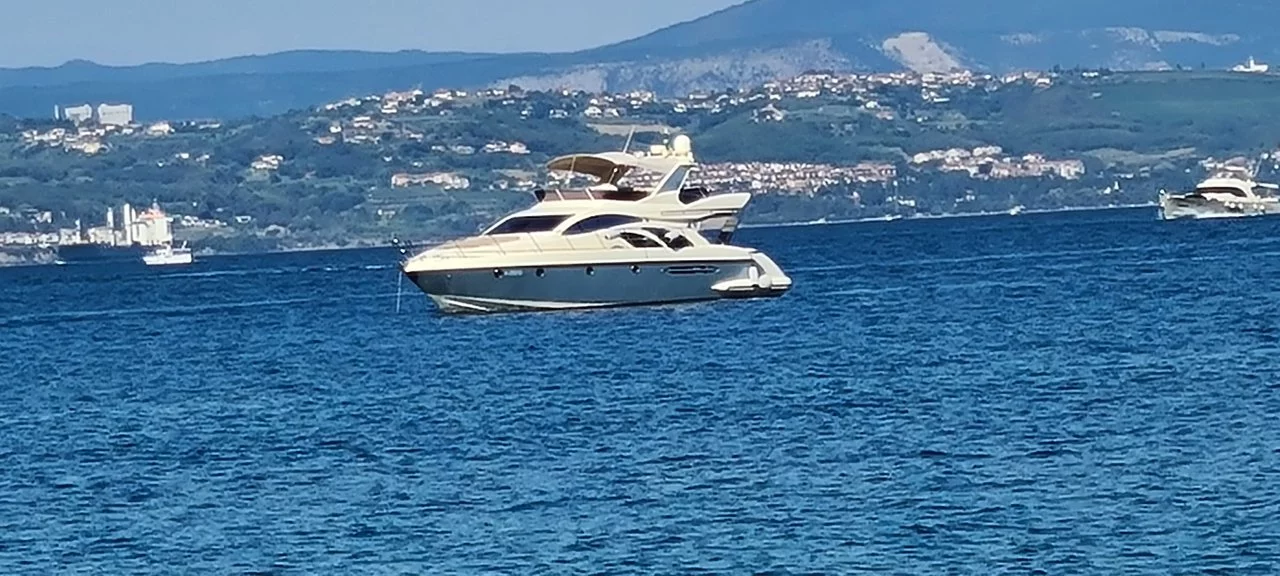 Azimut 50 Flybridge (Lena)  - 3