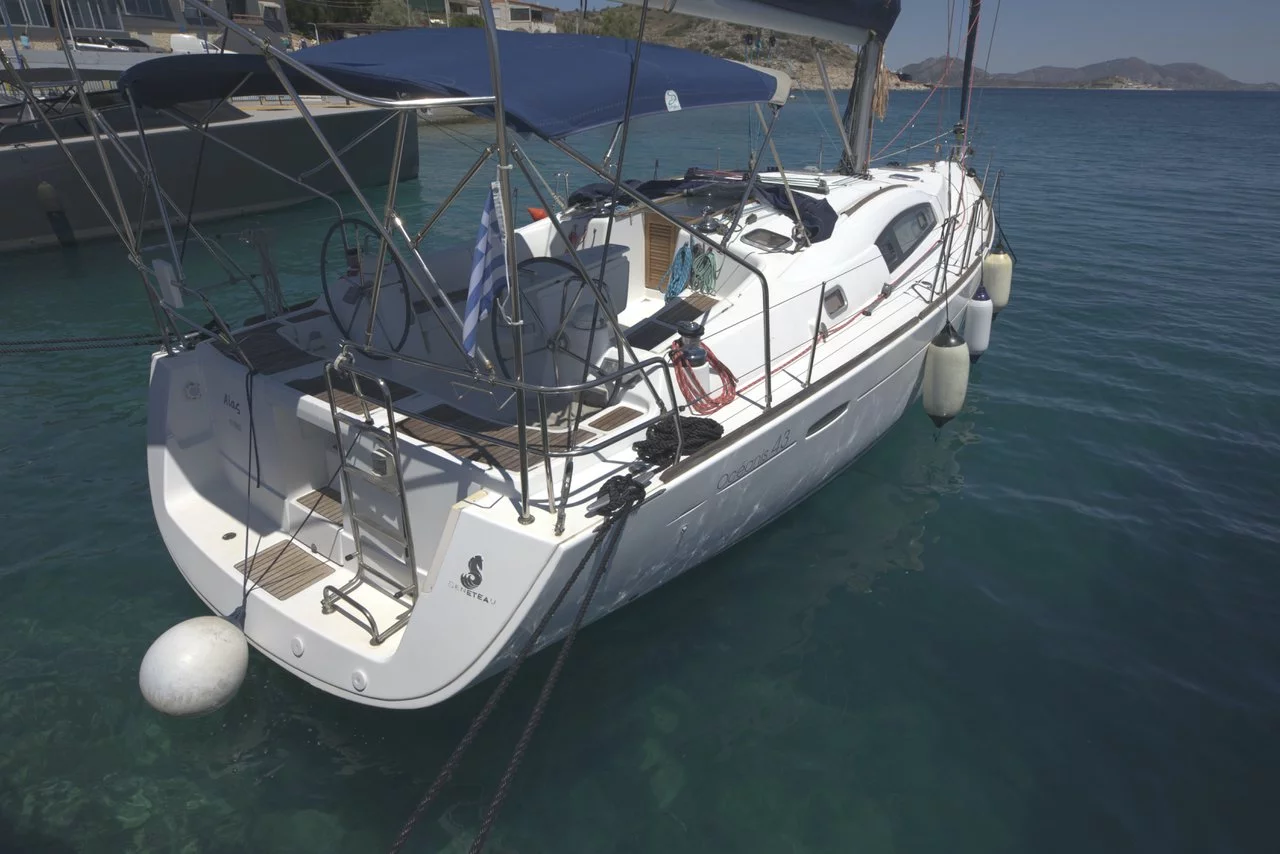 Oceanis 43 (Aias)  - 7
