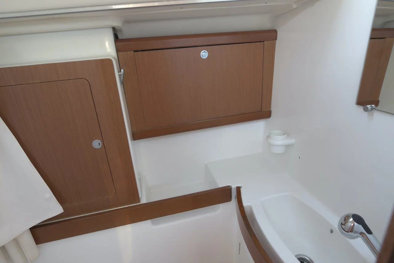 Oceanis 43 (Aias)  - 22