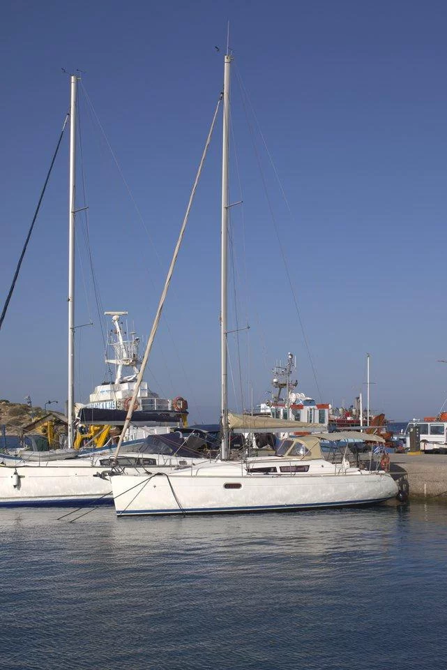 Sun Odyssey 36i (Candy)  - 2