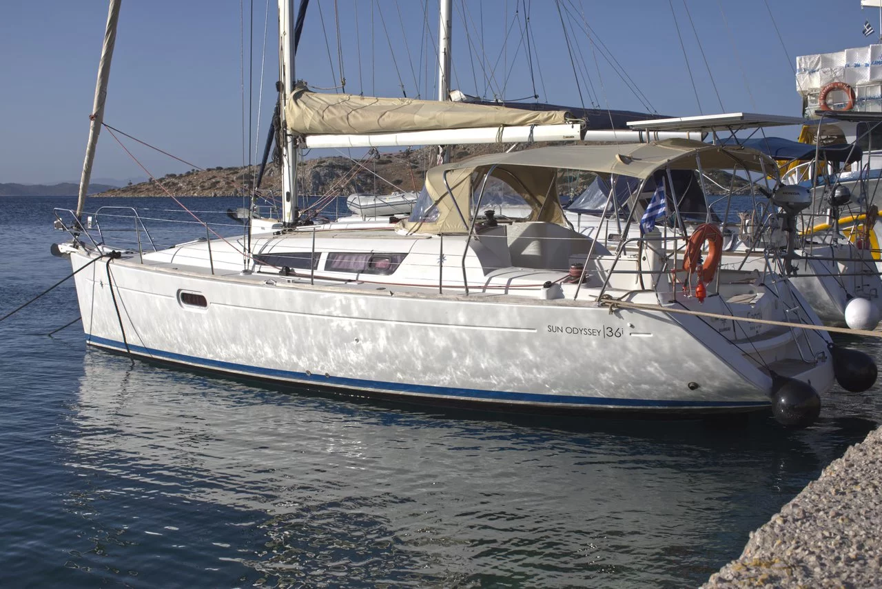 Sun Odyssey 36i (Candy)  - 3