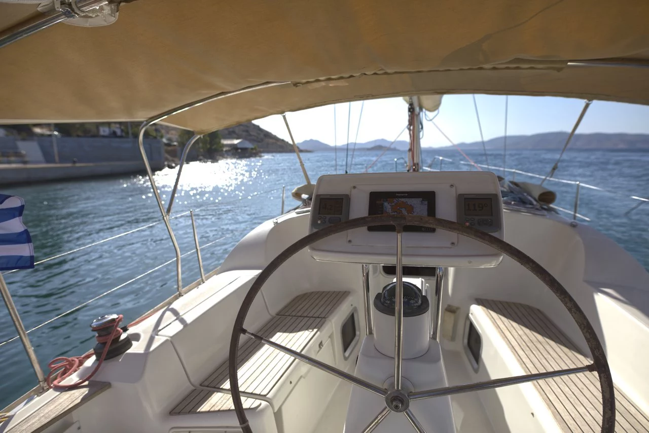 Sun Odyssey 36i (Candy)  - 11