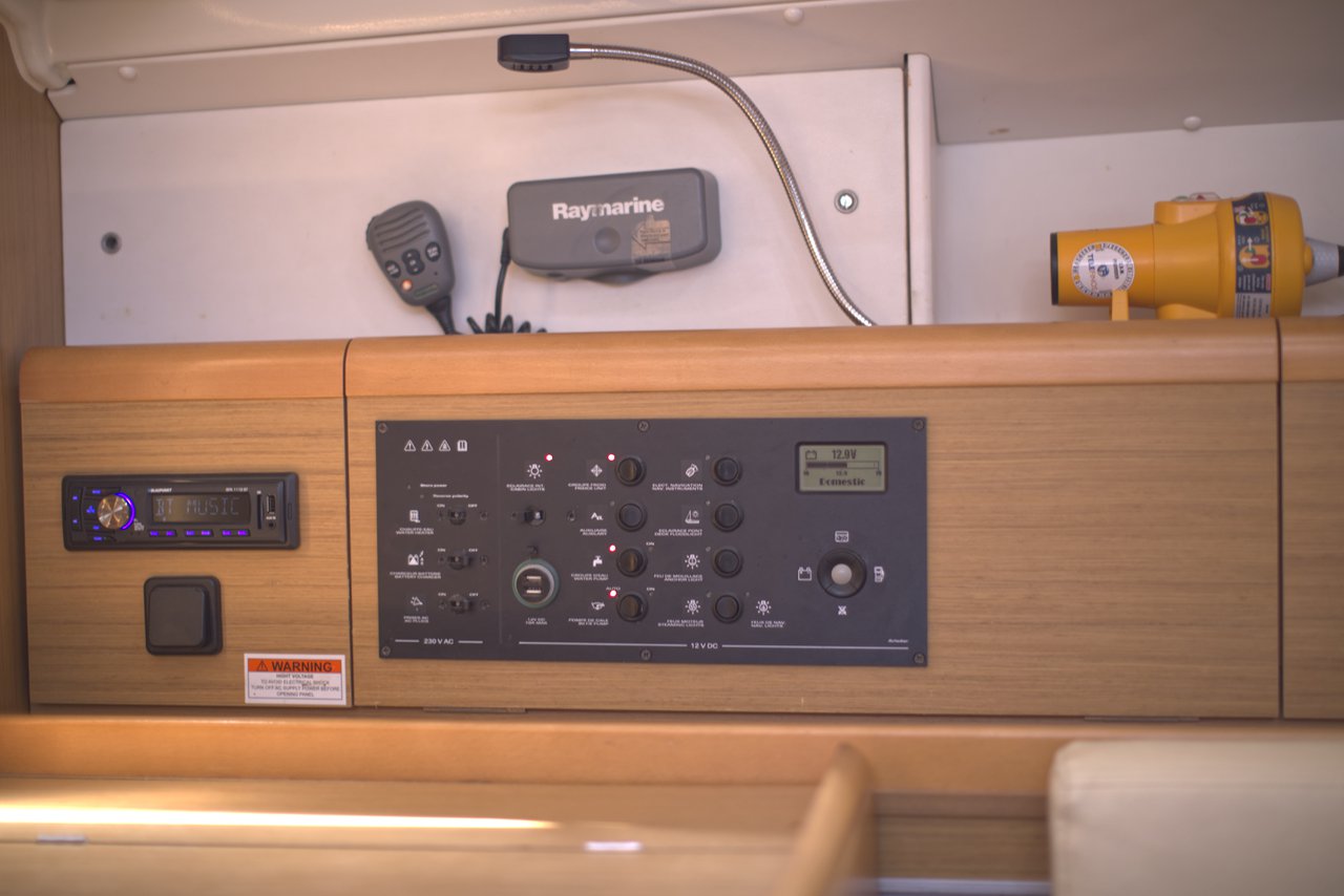 Photo #19 - Sun Odyssey 36i (Candy) en Pachi - 43713