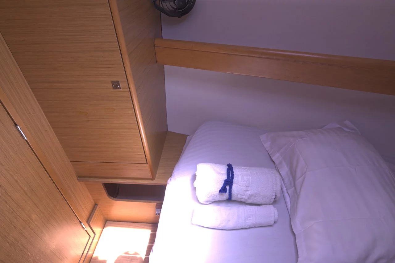 Sun Odyssey 36i (Candy)  - 22