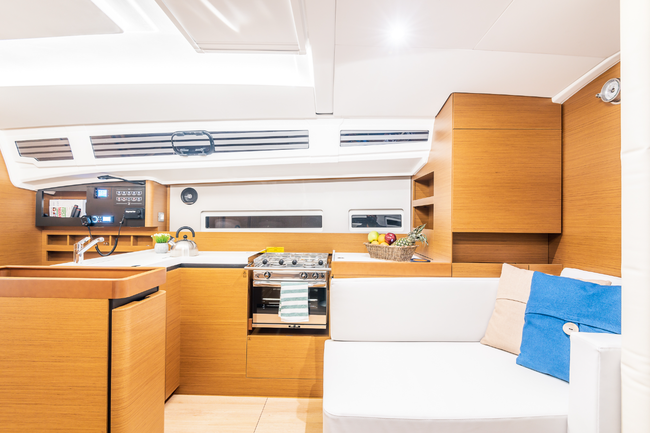 Photo #13 - Sun Odyssey 410 - 3 cab. (Emotion) en Lefkada - 43749