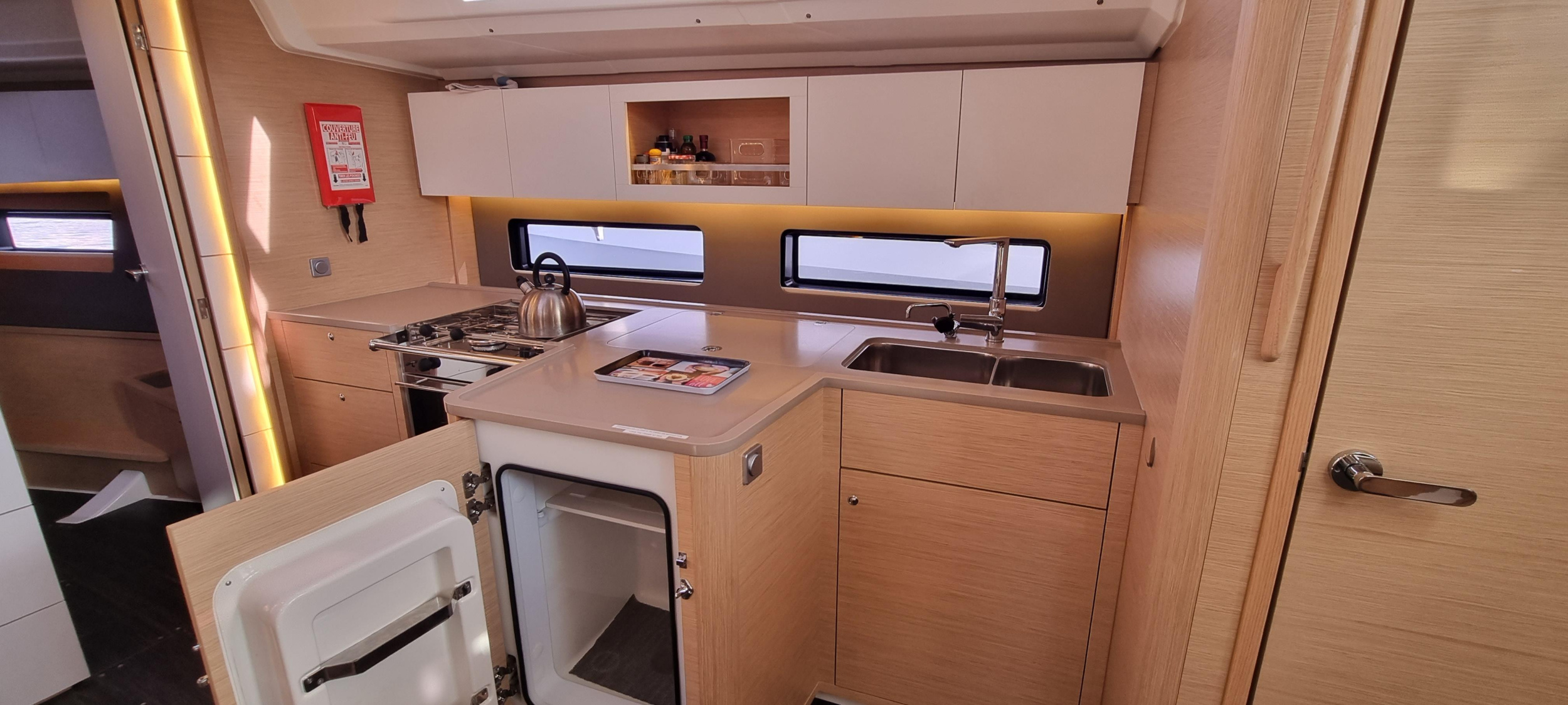 Dufour 41 - 3 cab. — photo 13