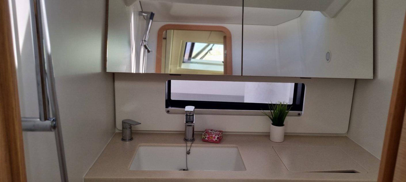 Dufour 41 - 3 cab. — photo 21