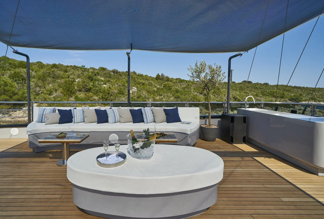 M/S Rara Avis (Rara Avis)  - 11