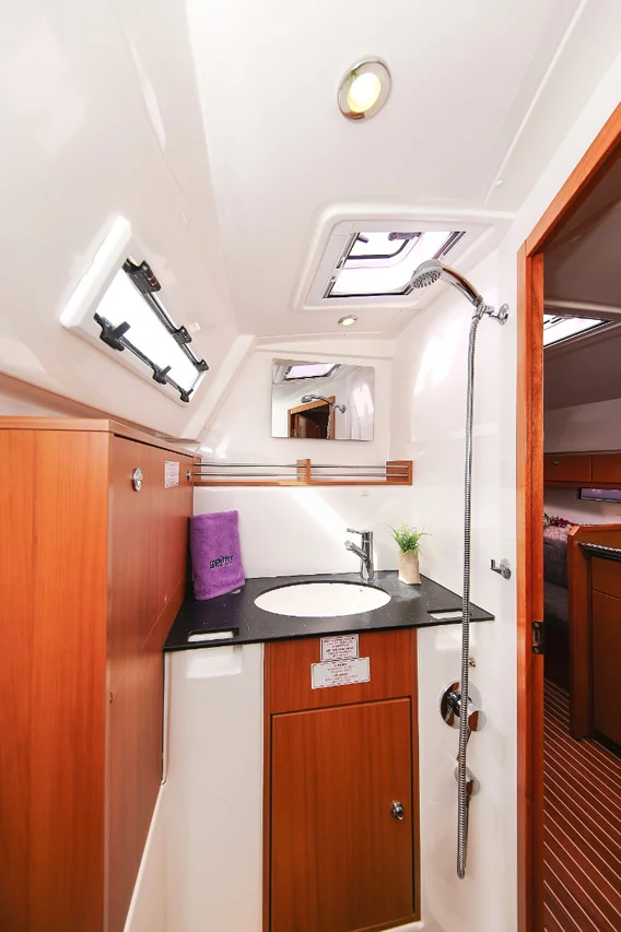 Bavaria Cruiser 36 (Wilma)  - 21