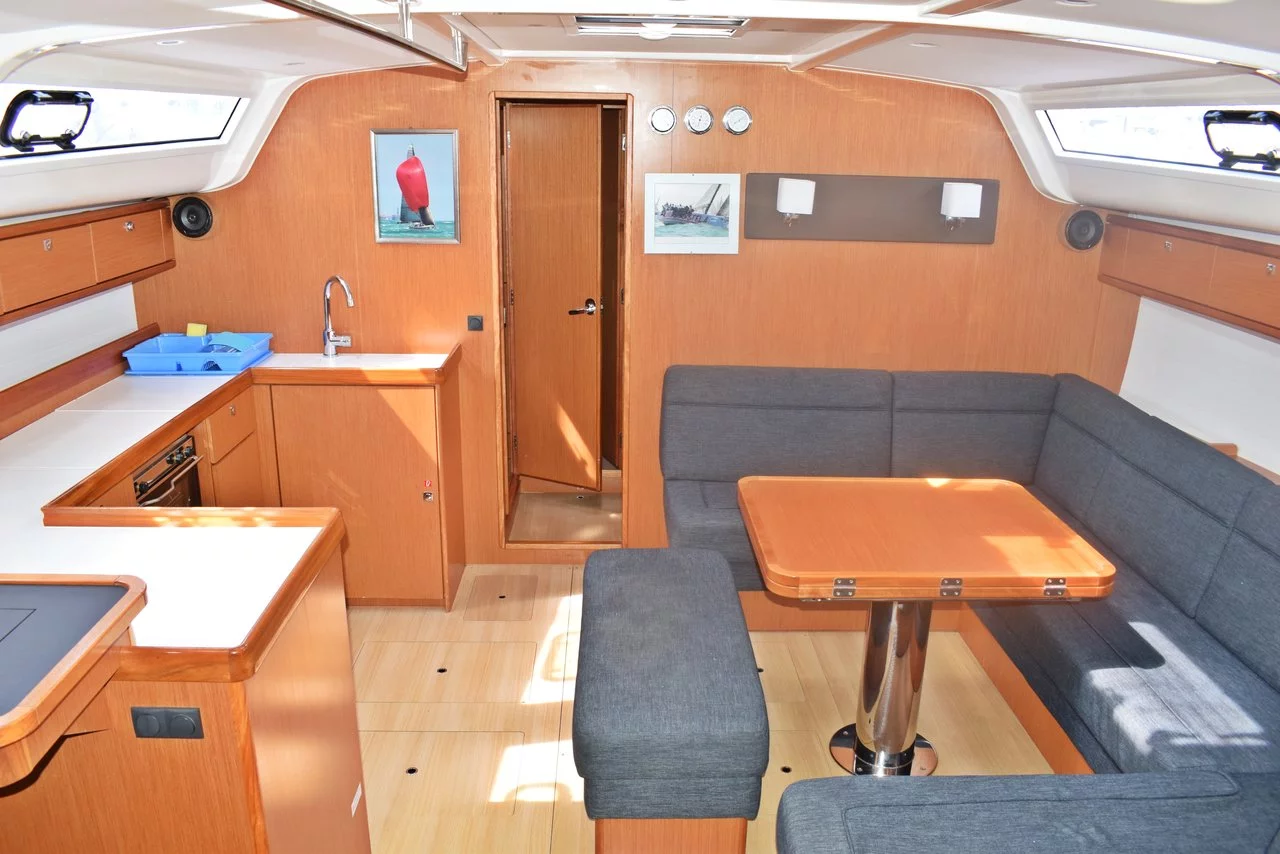 Bavaria Cruiser 51 (Podkamenica)  - 9