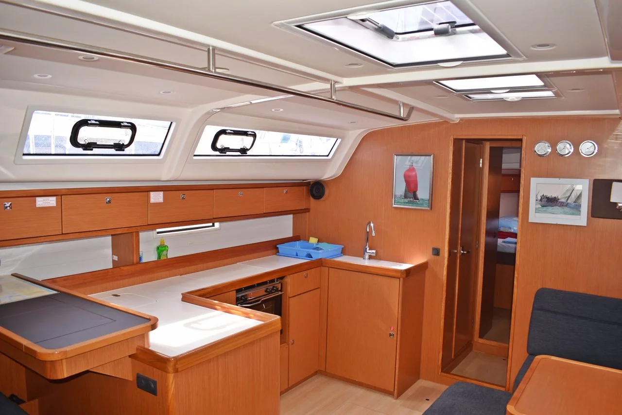 Bavaria Cruiser 51 (Podkamenica)  - 11