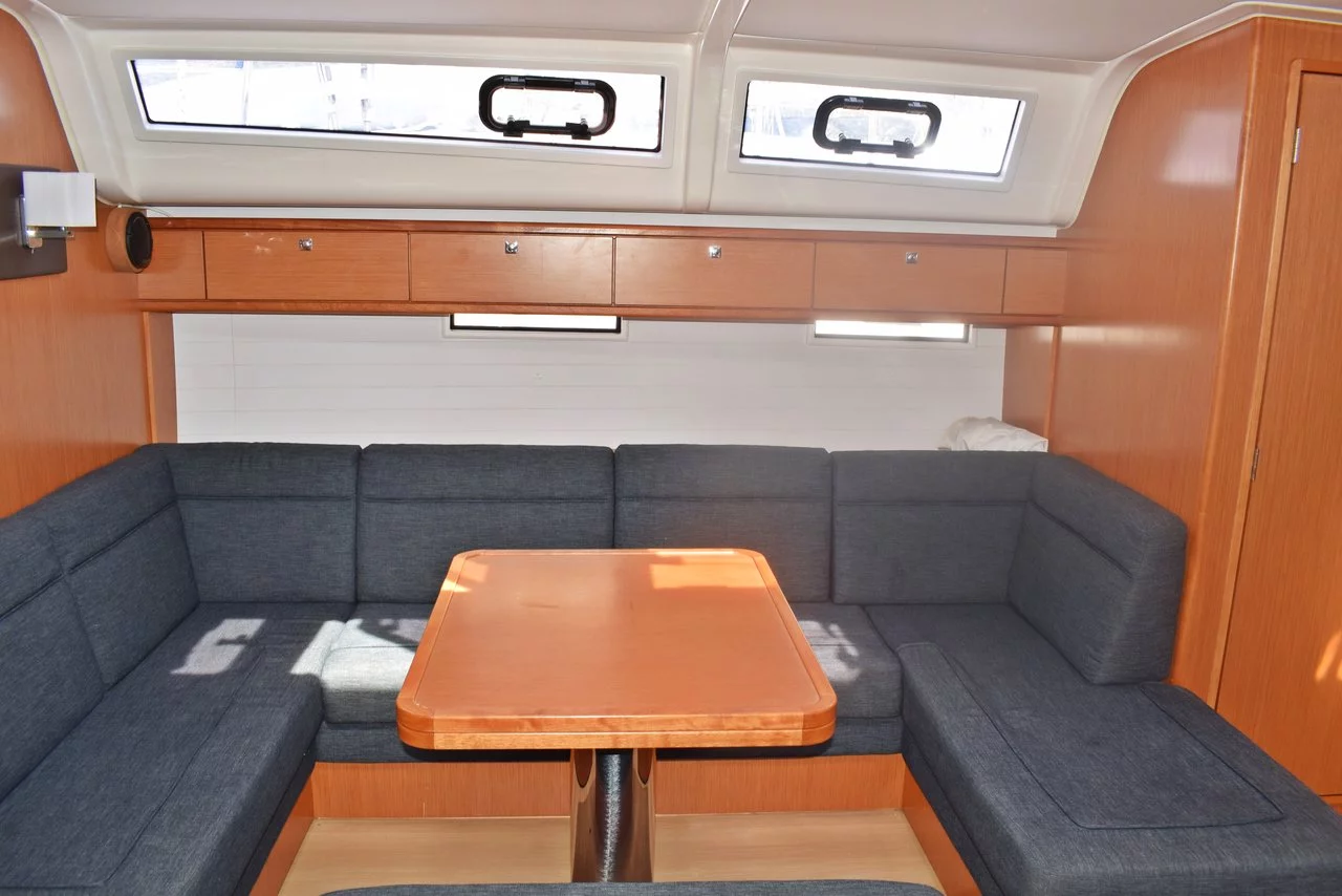 Bavaria Cruiser 51 (Podkamenica)  - 12