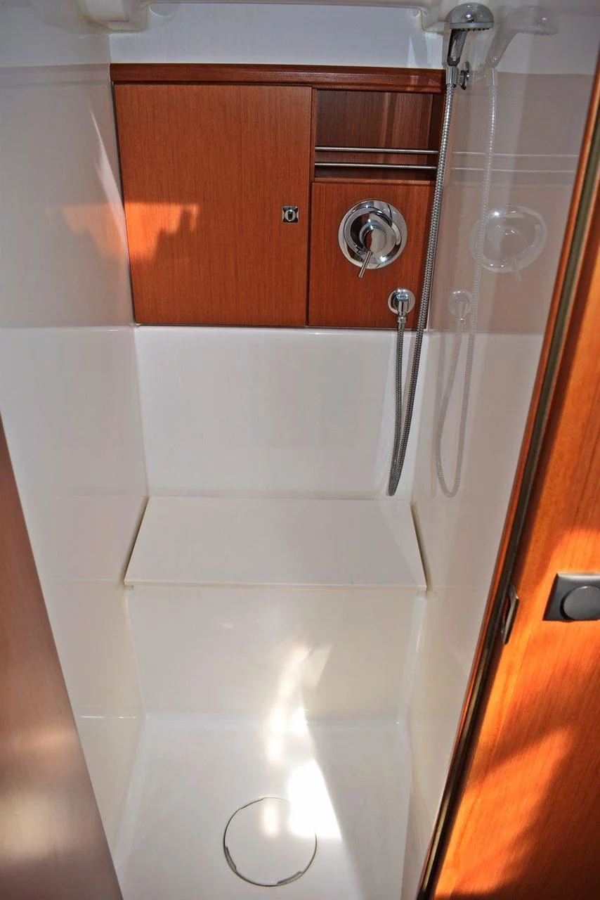 Bavaria Cruiser 51 (Podkamenica)  - 19
