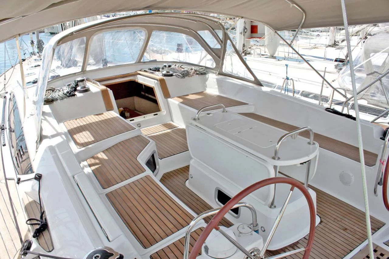 Jeanneau 53 - 6 cab. (Zeus)  - 2