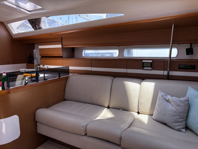 Jeanneau 53 - 6 cab. — photo 10