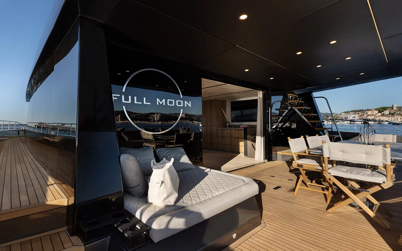 Moon 60 sail (Full Moon)  - 35