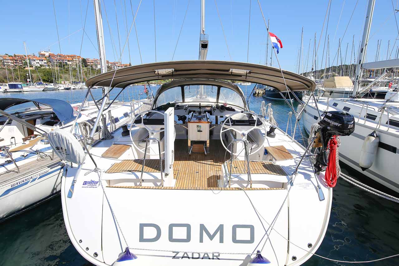 Photo #1 - Bavaria Cruiser 56 - 5 + 1 cab. (Domo) in Pula - 43842