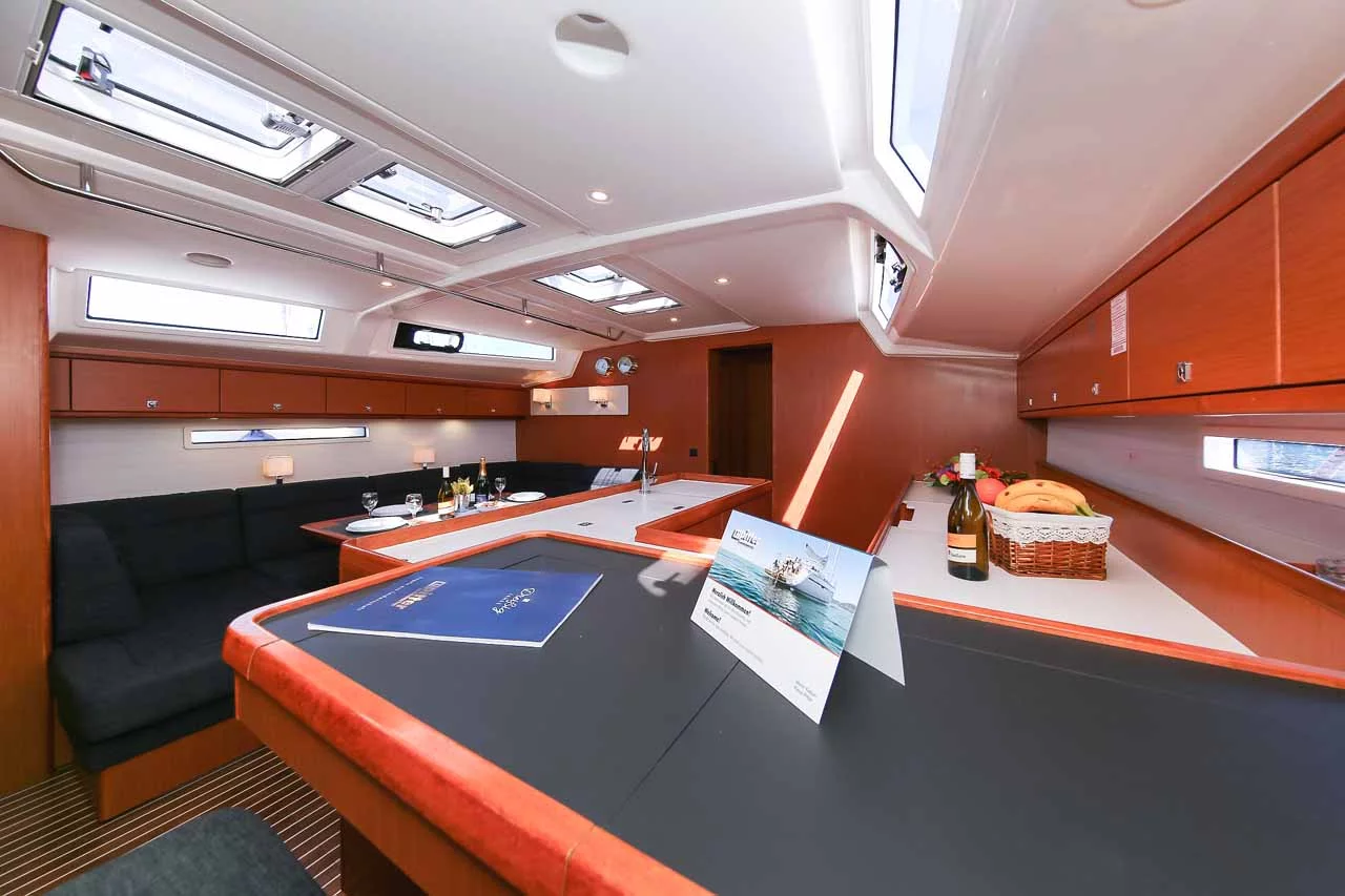 Bavaria Cruiser 56 - 5 + 1 cab. (Domo)  - 10
