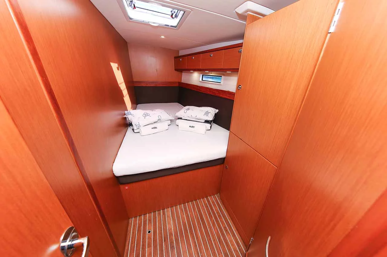 Bavaria Cruiser 56 - 5 + 1 cab. (Domo)  - 17