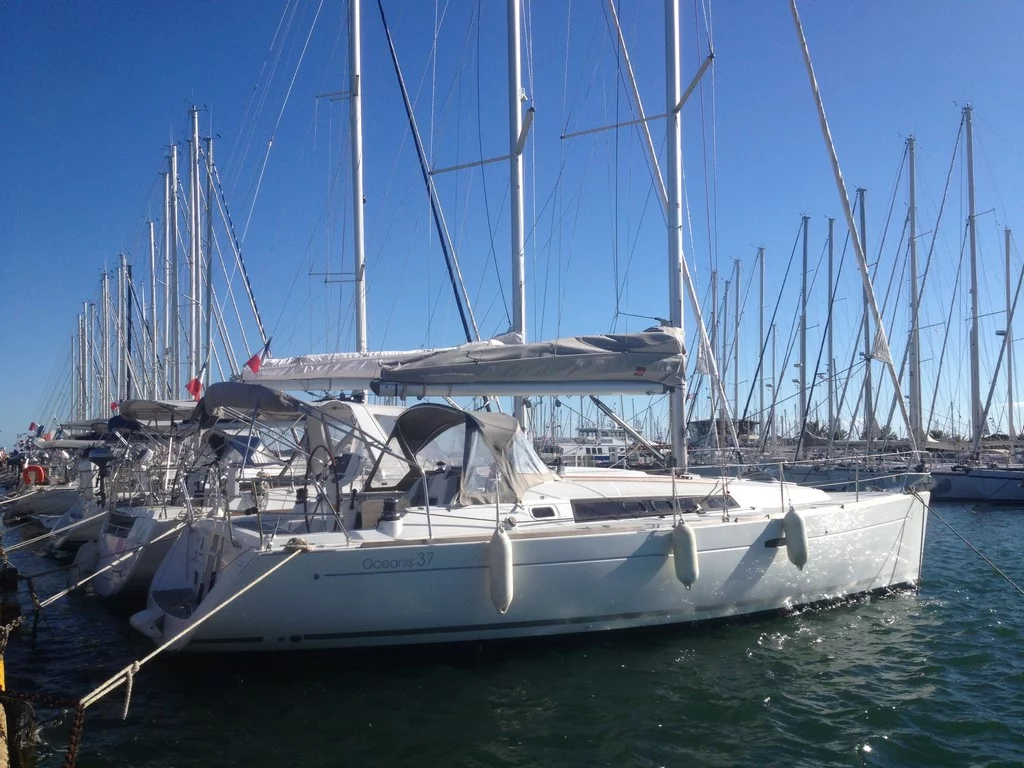 Oceanis 37 (Beleza)  - 0