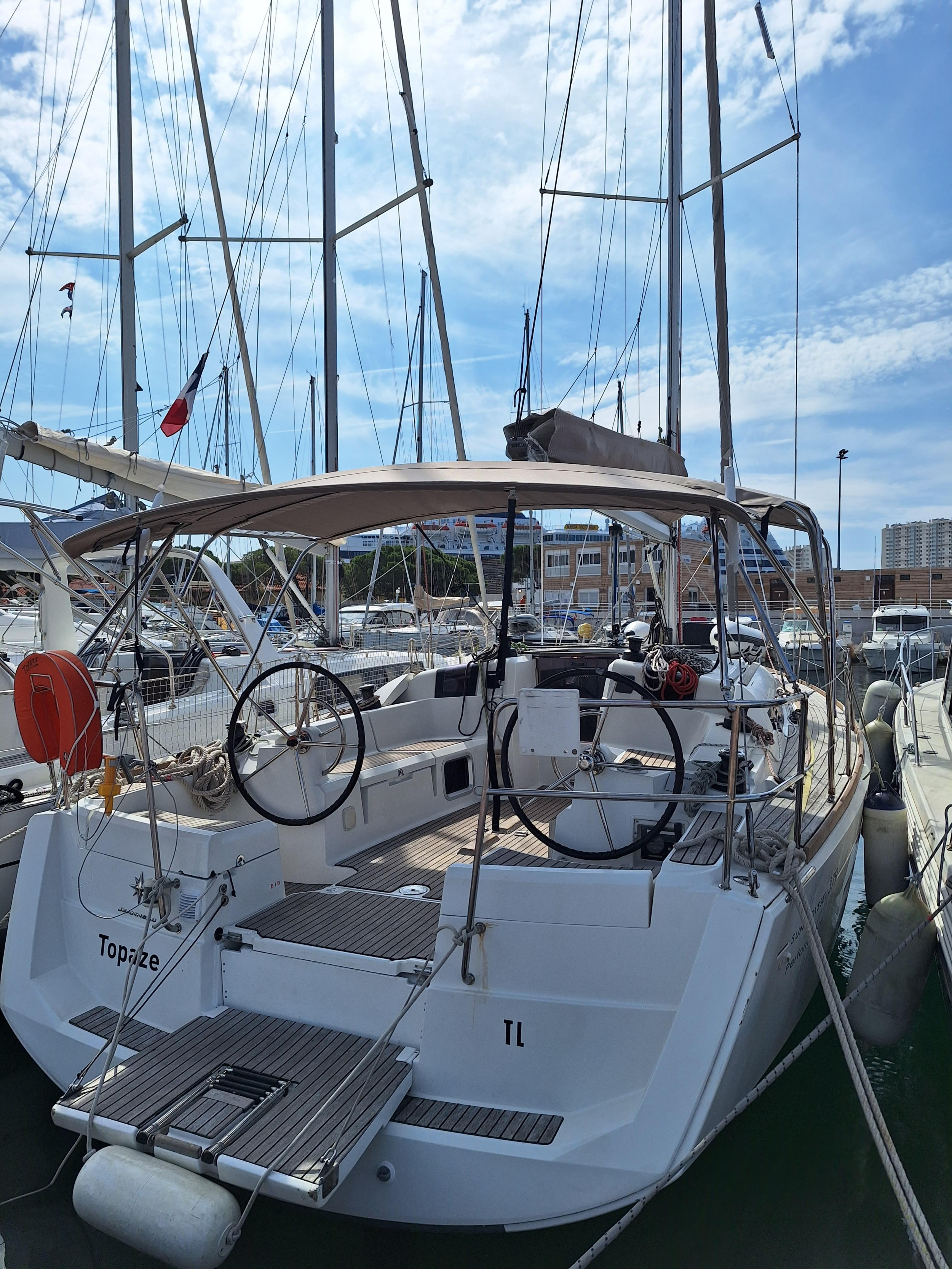 Sun Odyssey 379 — photo 4
