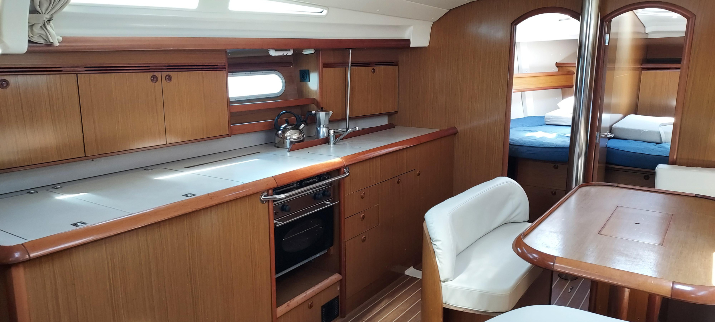 Sun Odyssey 45 — photo 7