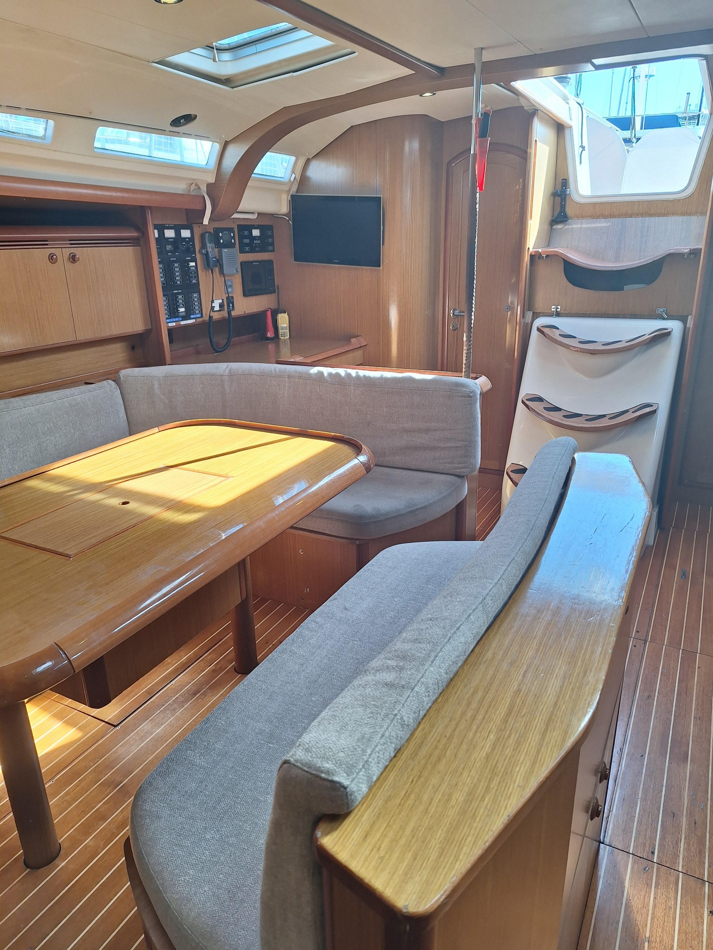 Sun Odyssey 49 — photo 10