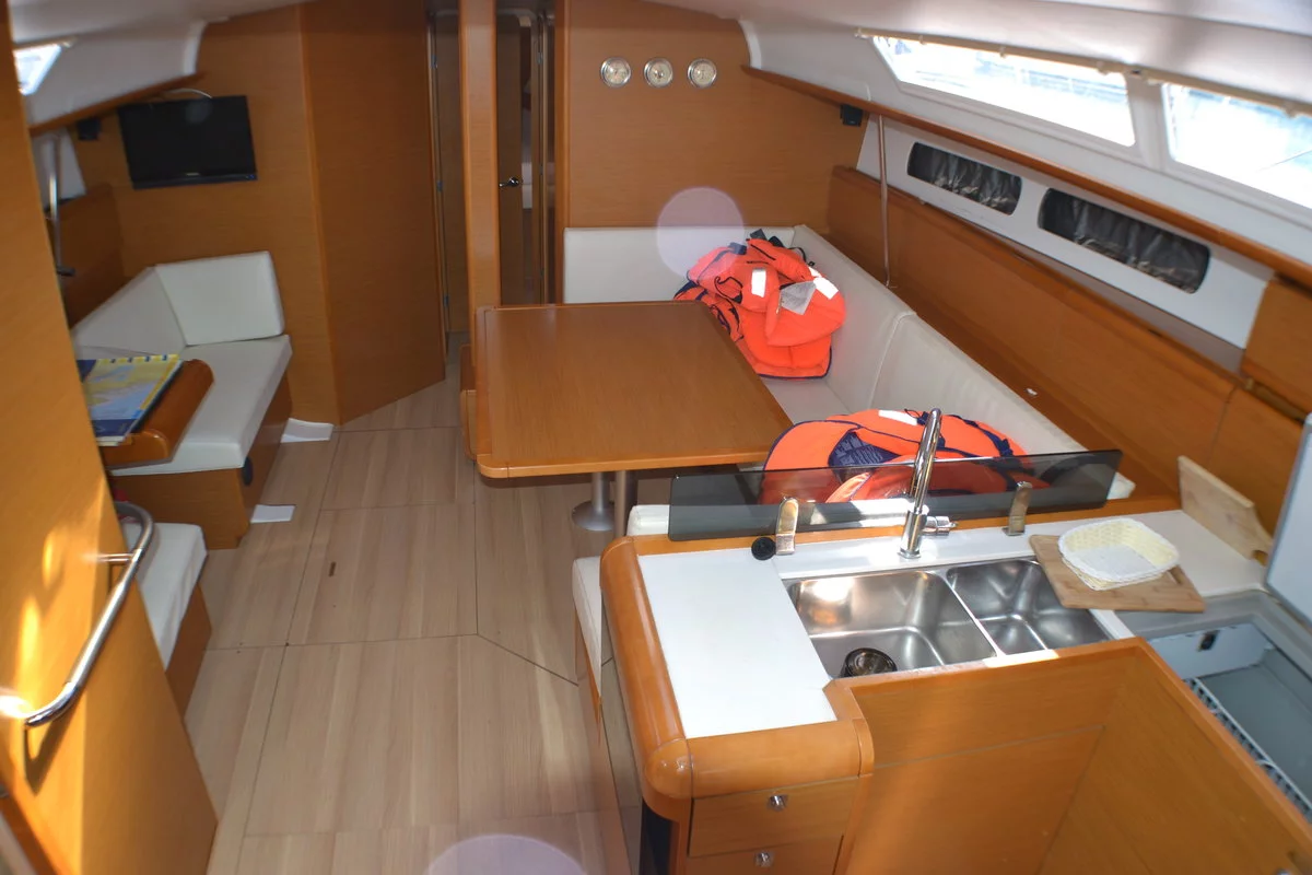Sun Odyssey 439 (Libera)  - 14