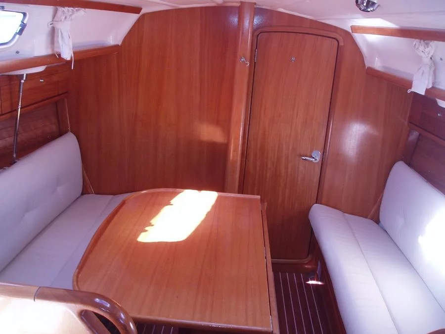 Bavaria 30 Cruiser (Sara)  - 7