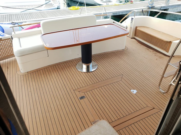 Photo #8 - Riva Dolcevita 70 Super - 3 + 1 cab. (Dolce Vita) en Novigrad - 61442