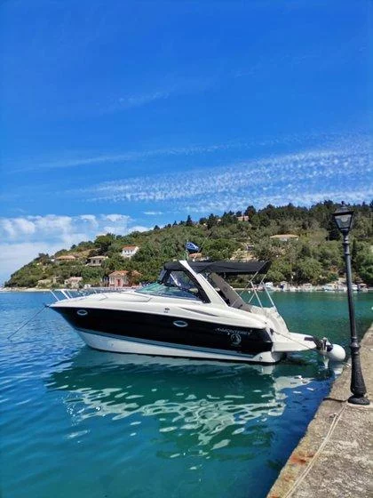 Monterey 295 Sport Yacht (Kingfisher)  - 2