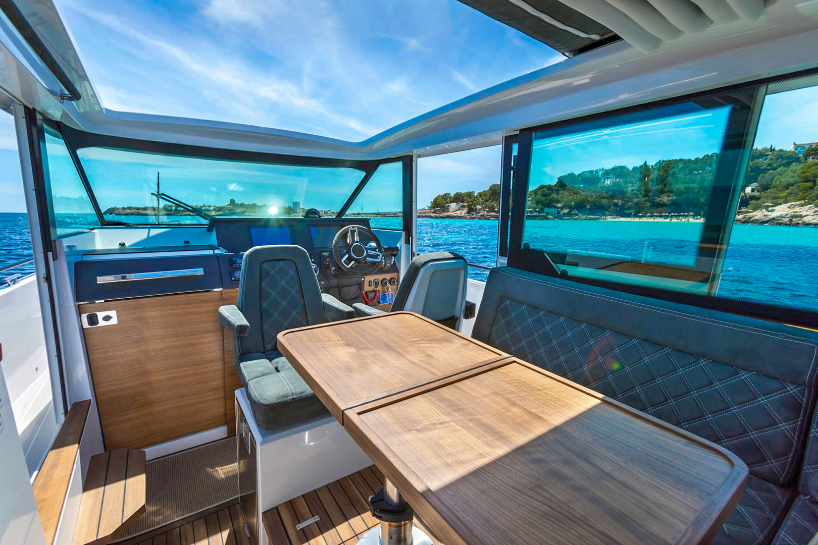 Photo #12 - Axopar 37 XC Cross Cabin (Traverso) in Corfu - 61473