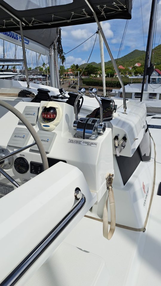 Fountaine Pajot Astrea 42 - 4 + 2 cab. — photo 5