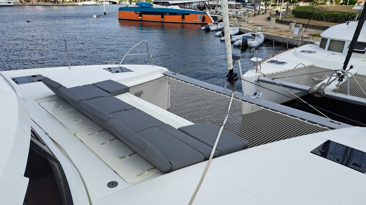 Fountaine Pajot Astrea 42 - 4 + 2 cab. — photo 8