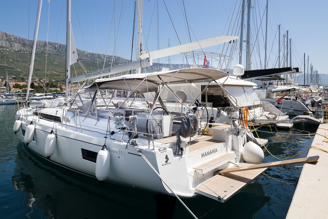 Photo #3 - Oceanis 51.1 OW - 3 + 1 cab. (Mamamia) in Kastela - 43996