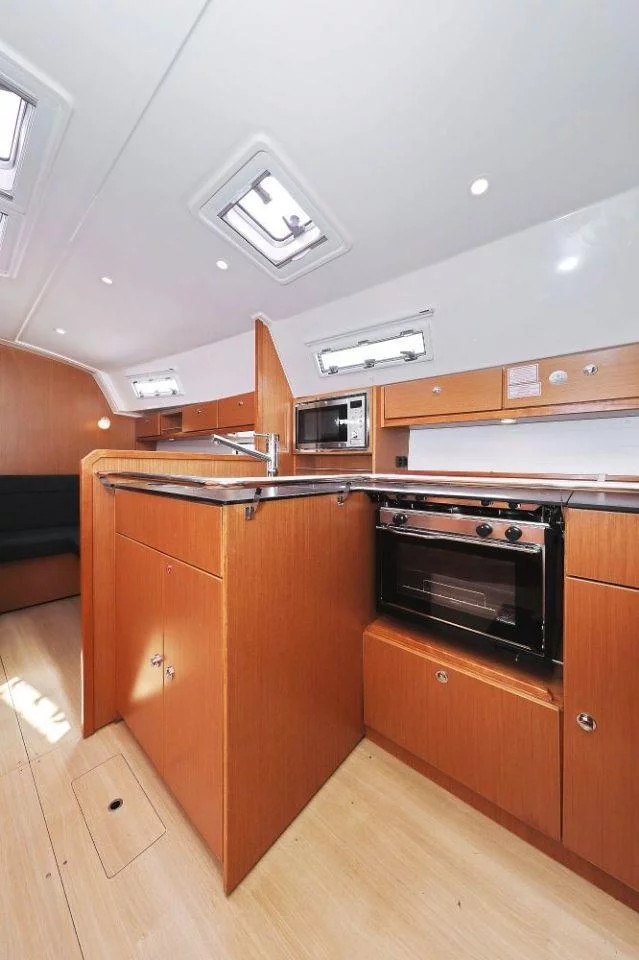 Bavaria Cruiser 36 (Petra M)  - 23