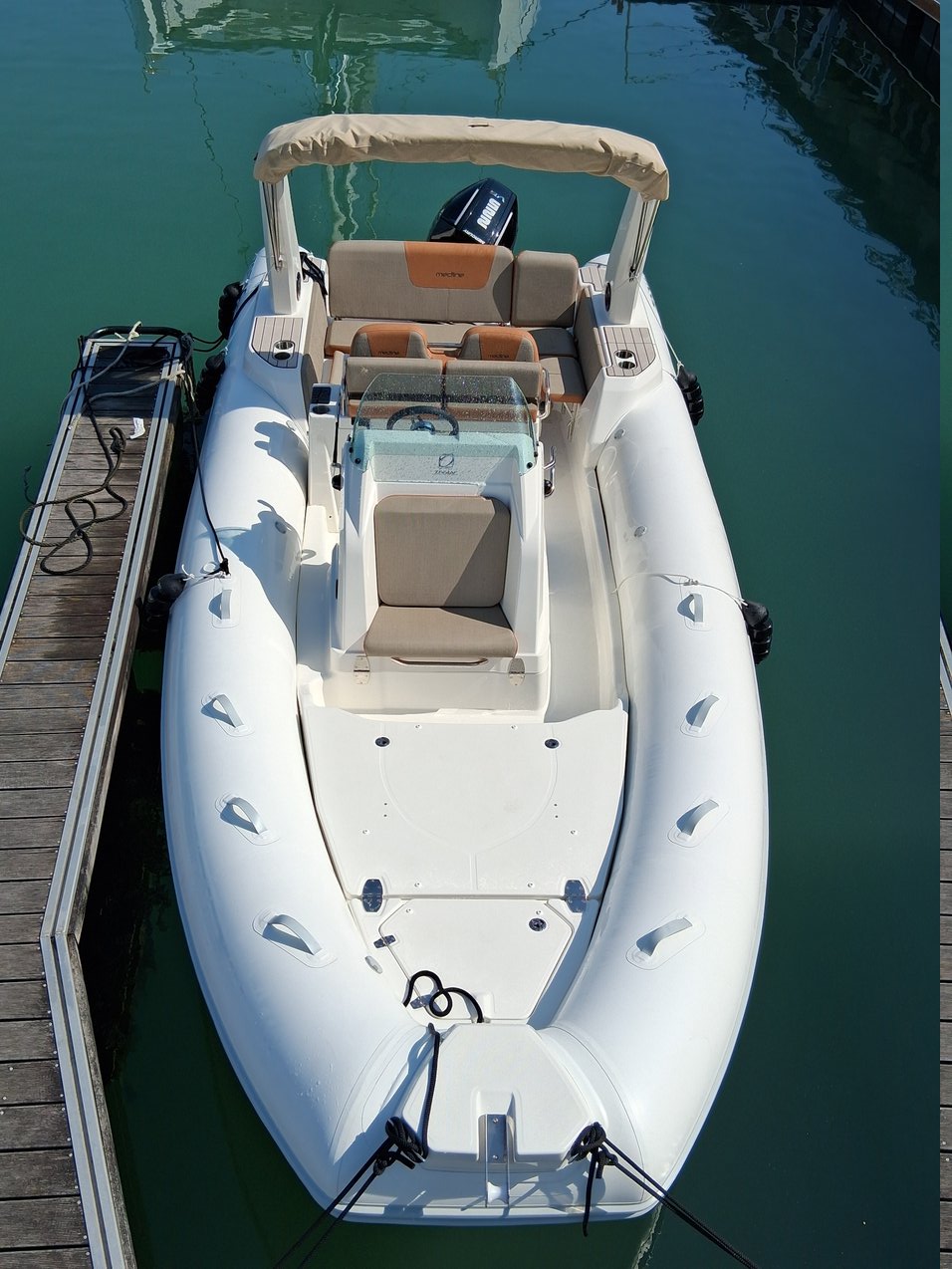 Photo #100 - ZODIAC MEDLINE 7.50 (WHITE PEARL) in Ajaccio - 61009