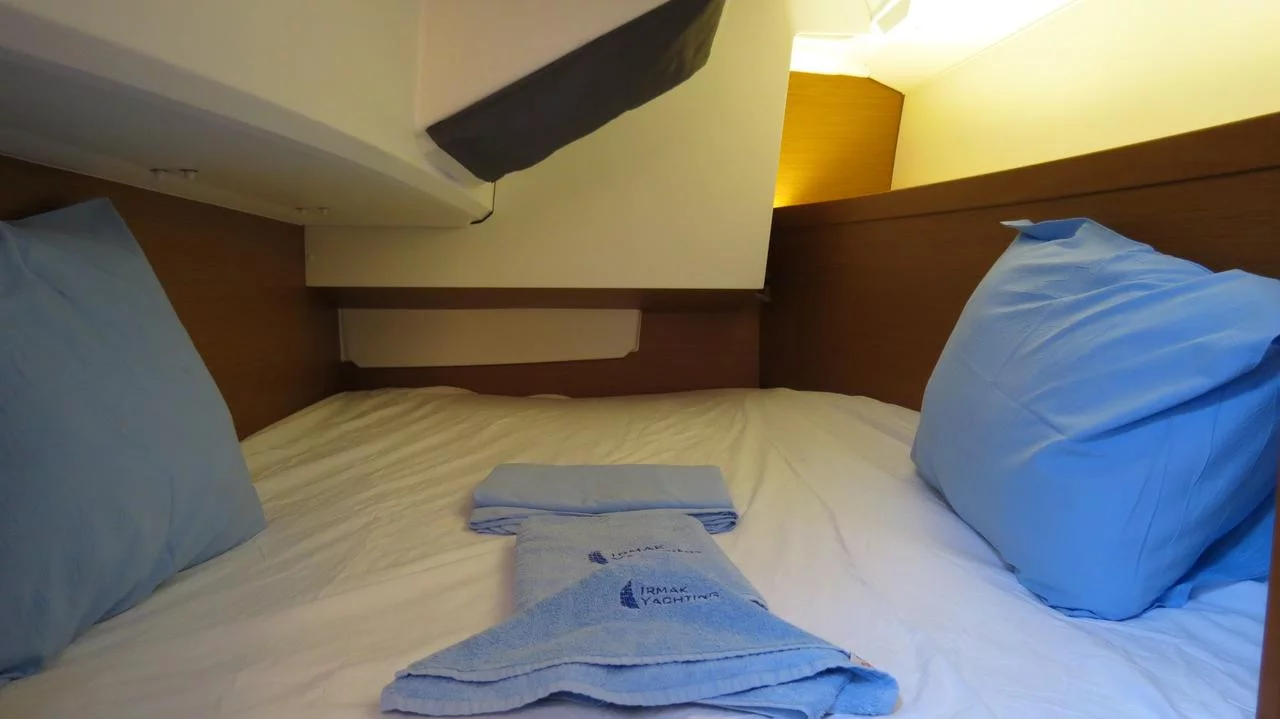 Sun Odyssey 349 (Sarita)  - 19