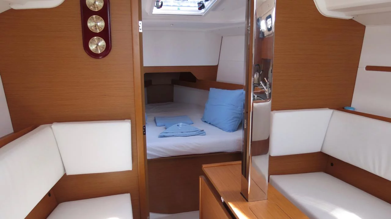 Sun Odyssey 349 (Sarita)  - 24