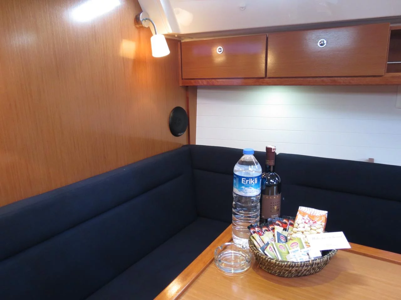 Bavaria Cruiser 40 (Almina)  - 12