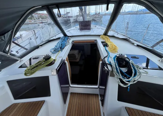 Dufour 41 - 3 cab. — photo 7