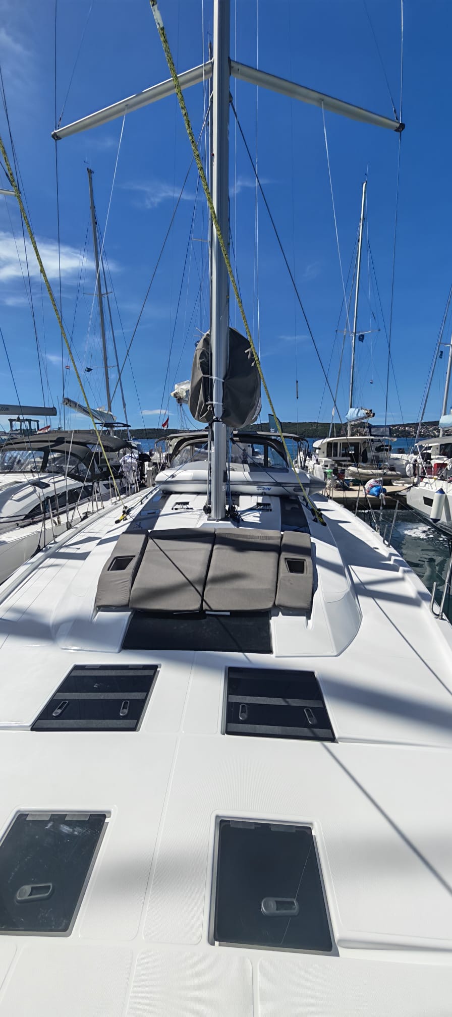 Dufour 54 - 6 cab. — photo 9