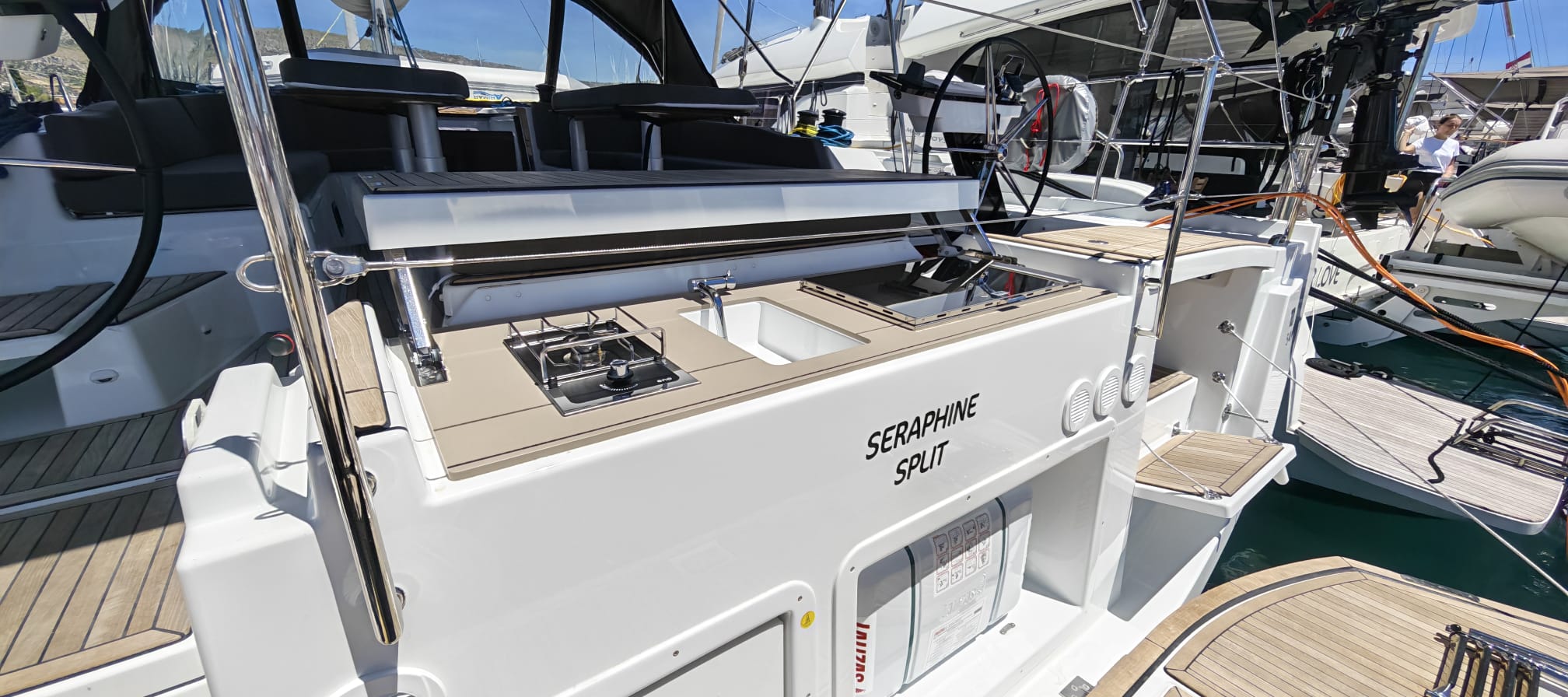 Dufour 54 - 6 cab. — photo 4