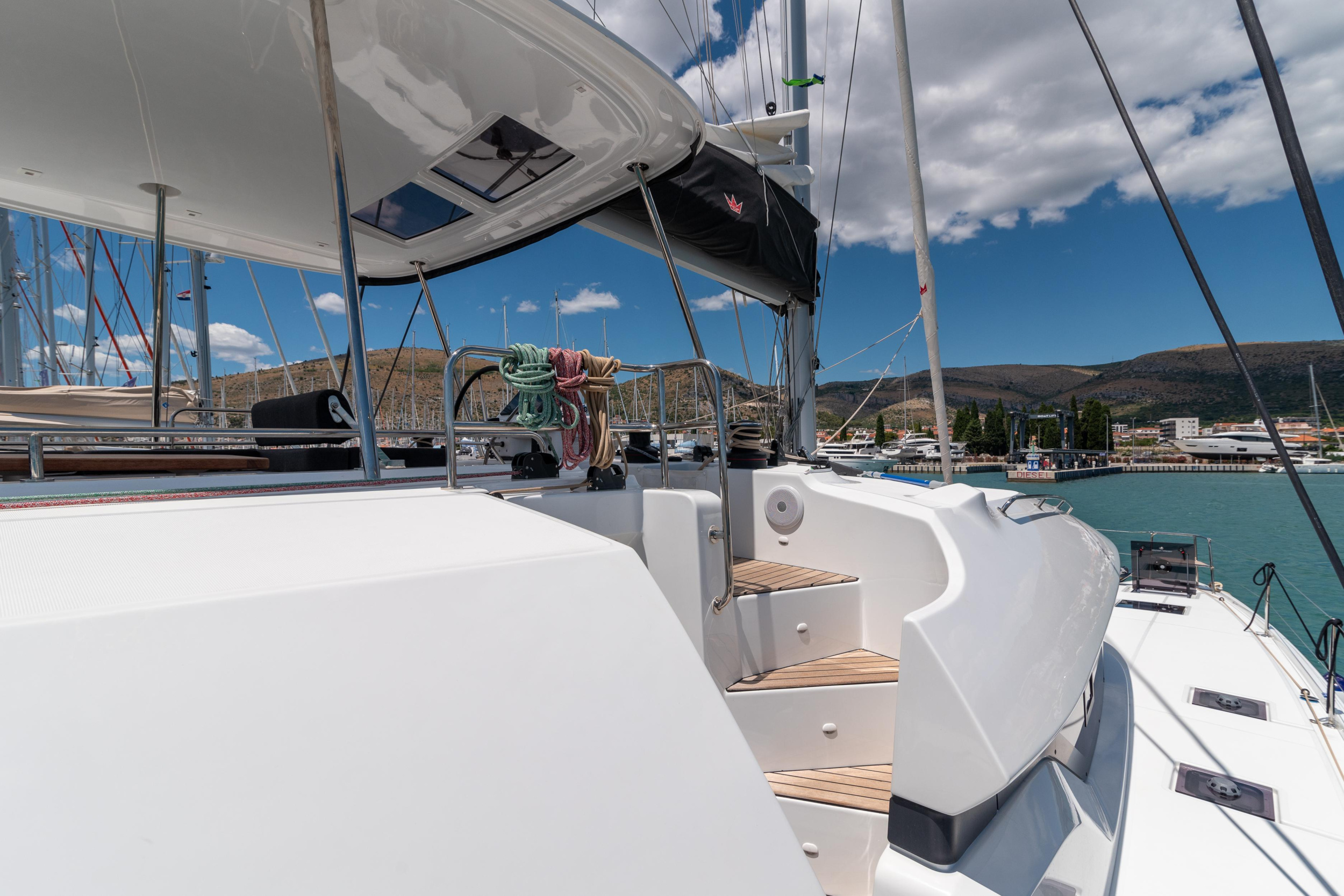 Photo #12 - Lagoon 51 - 6 + 2 cab. (All For Love) in Trogir - 62073