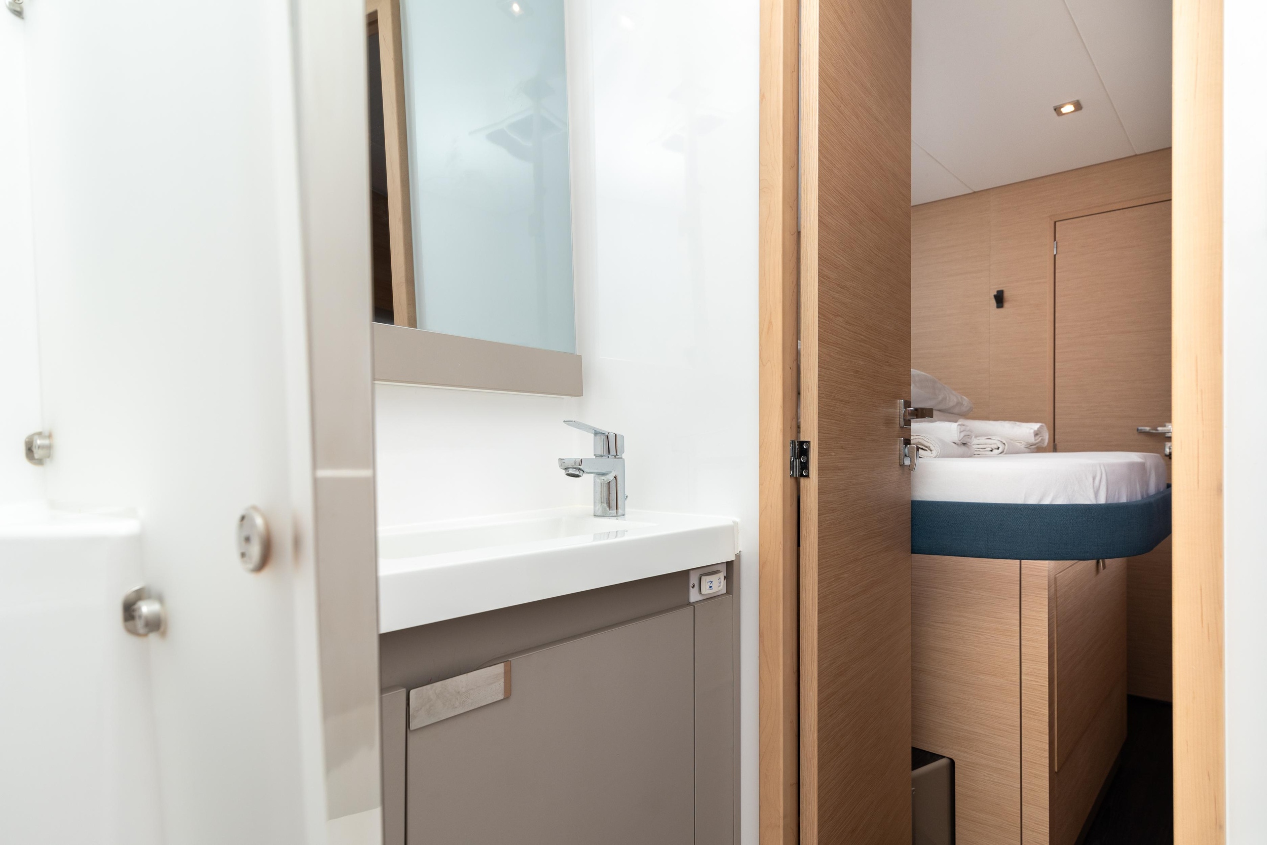 Photo #7 - Fountaine Pajot Aura 51 - 6 cab (Ingrid) in Trogir - 62086