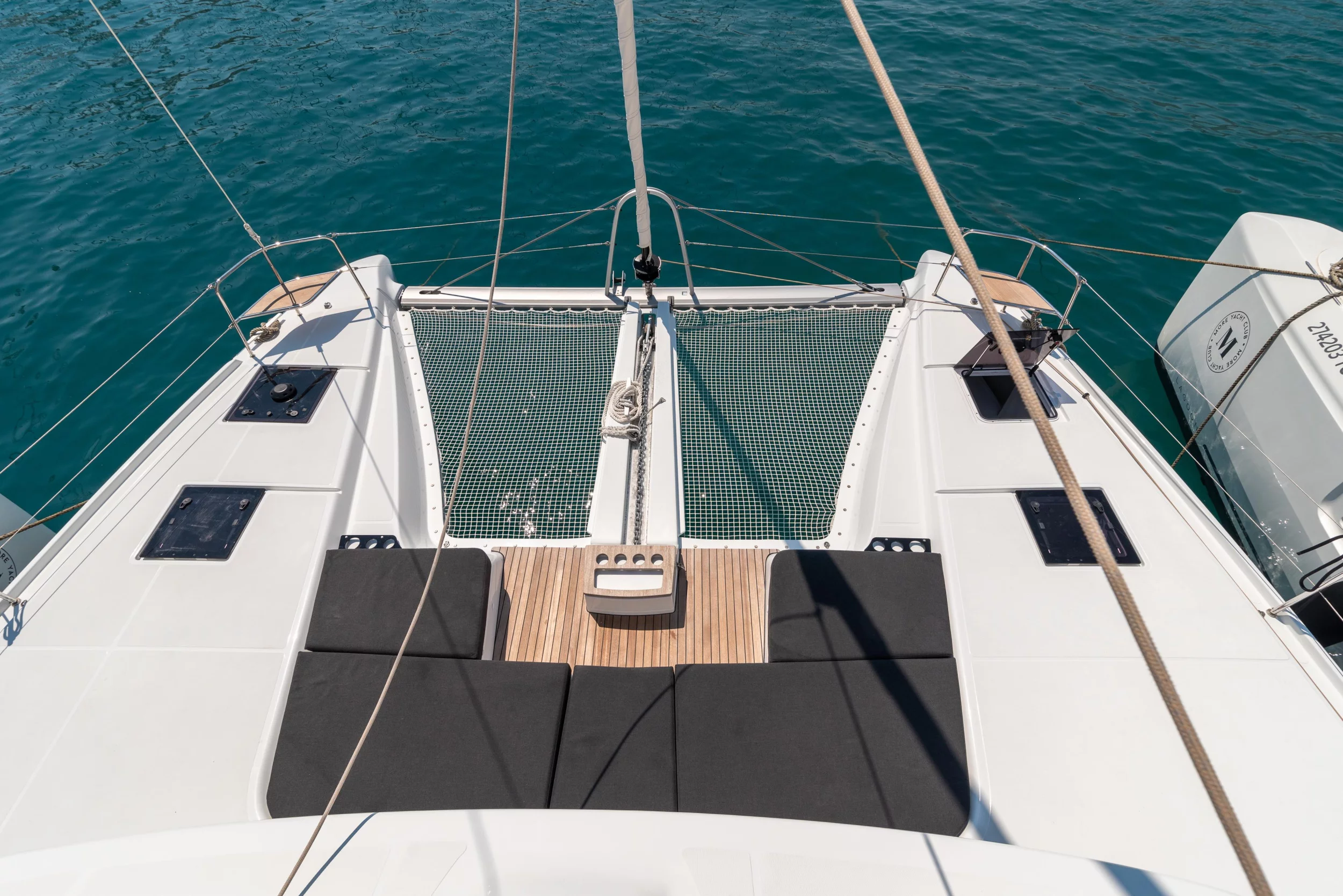 Lagoon 51 - 6 + 2 cab. (Moonshadow)  - 15