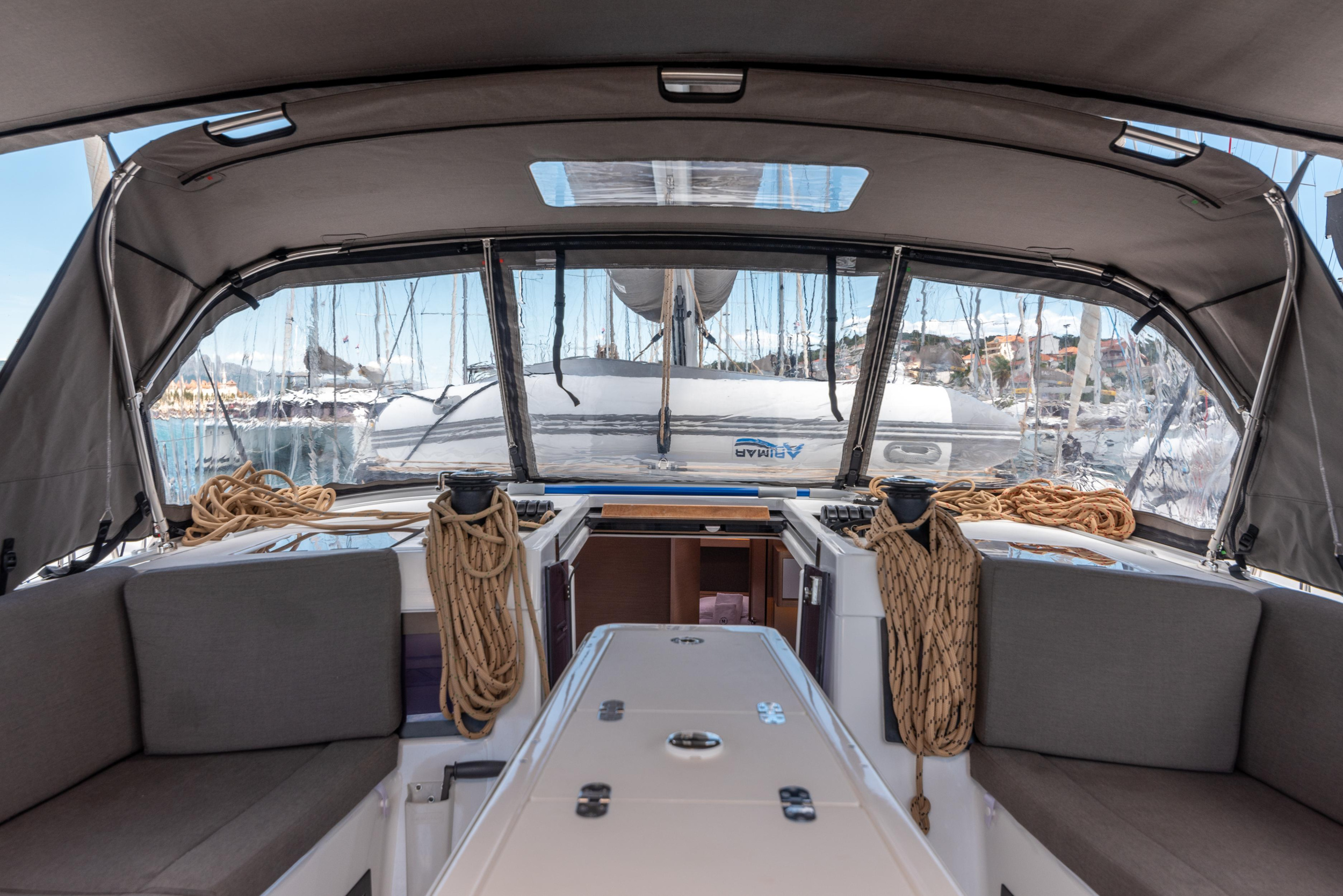 Photo #41 - Dufour 470 - 4 + 1 cab. (She) in Trogir - 62103