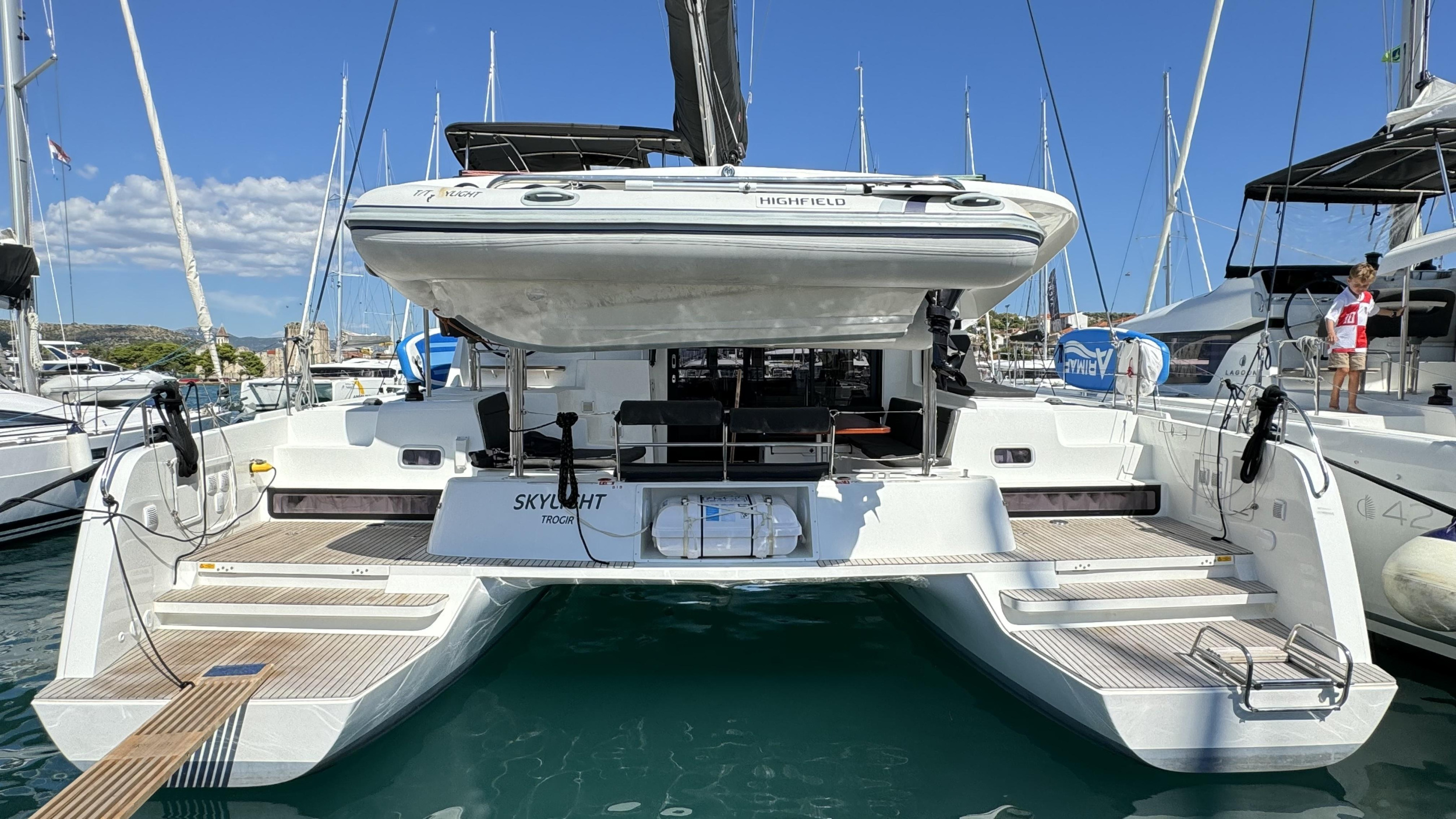 Photo #9 - Lagoon 42 - 4 + 2 cab. (Skylight) in Trogir - 62104