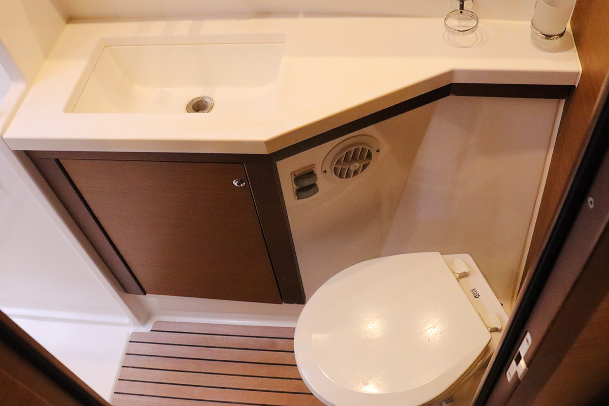 Photo #28 - Lagoon 450 F - 4 + 2 cab. (Tramontane) in Nanny Cay - 44073